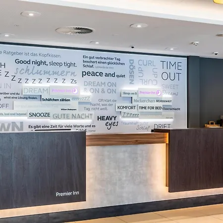 Premier Centre Hotell